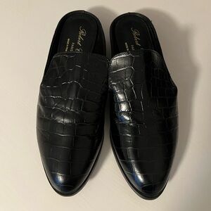 Robert Clergerie Alice Black Croc Embossed Leather Mules Slides Flats